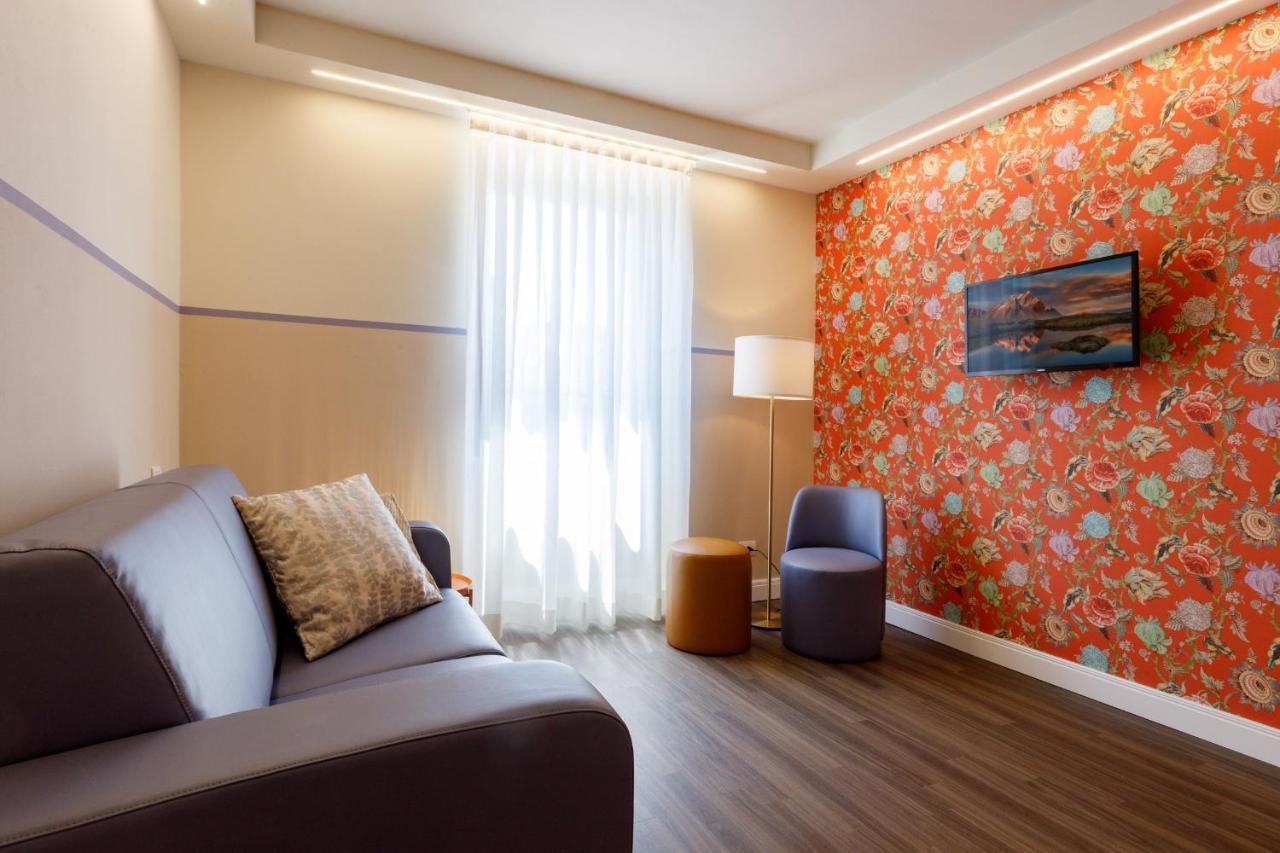 Casa Flores Apartments 巴多利诺 外观 照片